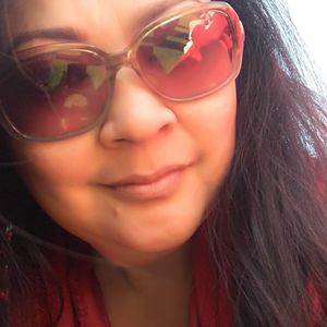 Meet your Posher, Nina